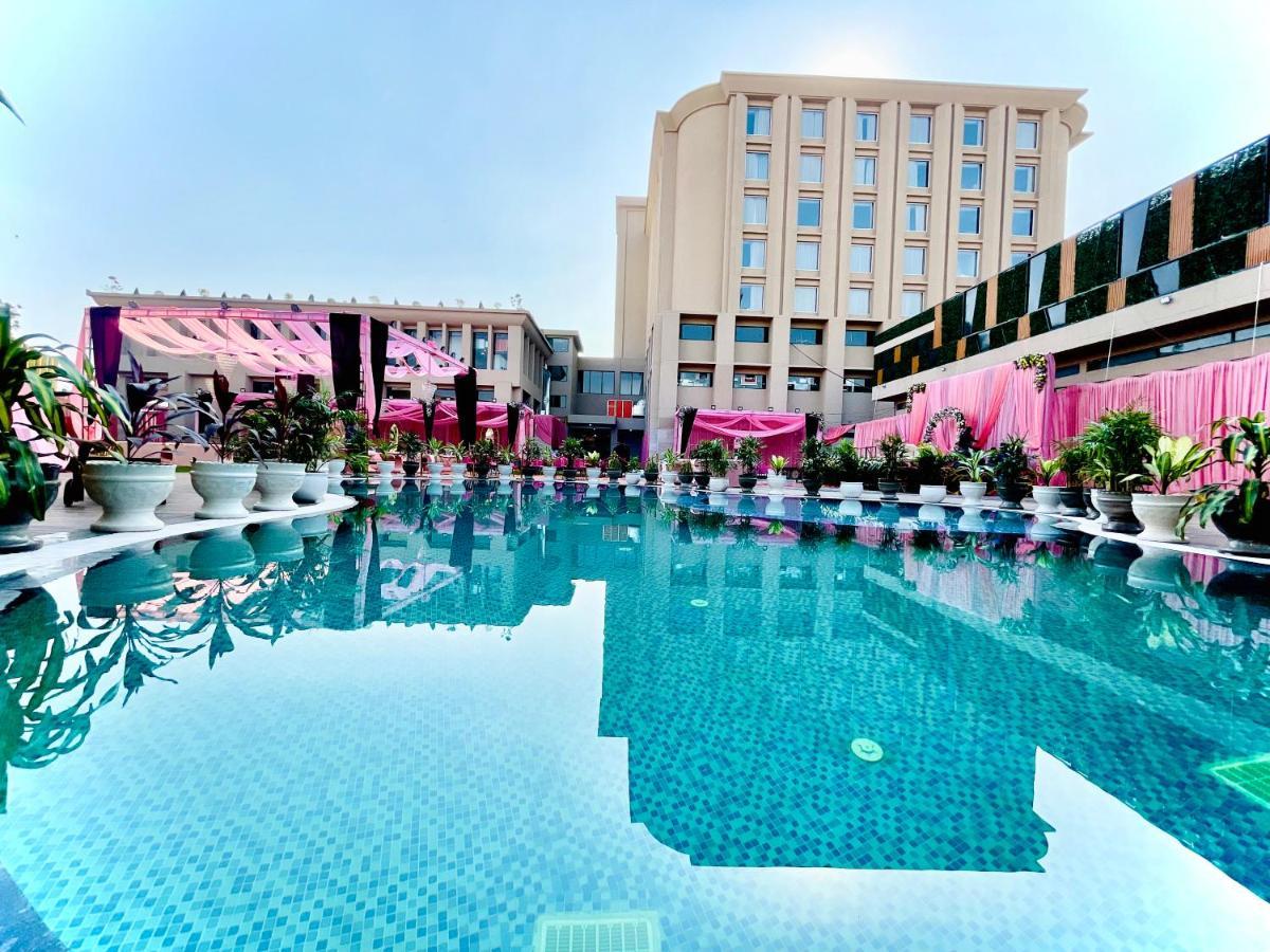 The Mars Resorts 密拉特 外观 照片